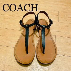 【COACH】Black Leather Thong Sandals♡